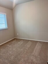 8420 Int'l Fls Dr in Porter, TX - Building Photo - Building Photo
