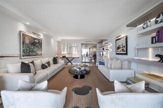 799 Crandon Blvd in Key Biscayne, FL - Building Photo - Building Photo