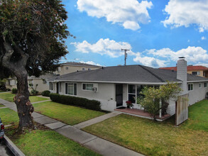 131 N Montague Ave in Fullerton, CA - Building Photo - Building Photo