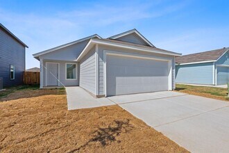 11738 California Rose in Converse, TX - Foto de edificio - Building Photo