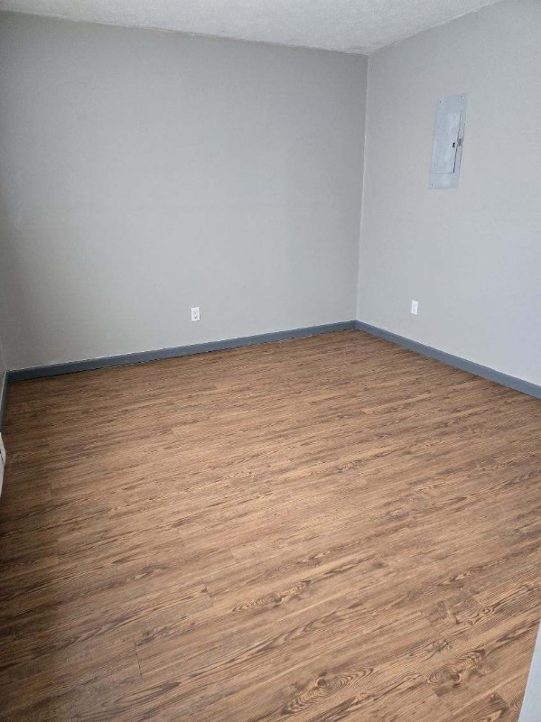 32 Scioto Dr in Heath, OH - Foto de edificio - Building Photo