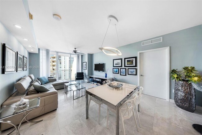 2831 N Ocean Blvd, Unit 702N in Fort Lauderdale, FL - Building Photo - Building Photo