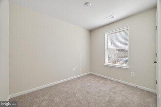 63 Rolling Branch Dr in Ranson, WV - Building Photo - Building Photo