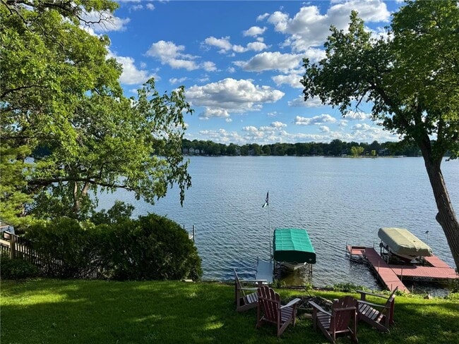 property at 1733 Gull Ln