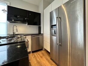 253 Federal St, Unit 1 in Providence, RI - Foto de edificio - Building Photo
