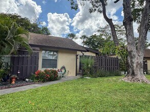 115 Fox Rd in Hollywood, FL - Building Photo - Building Photo