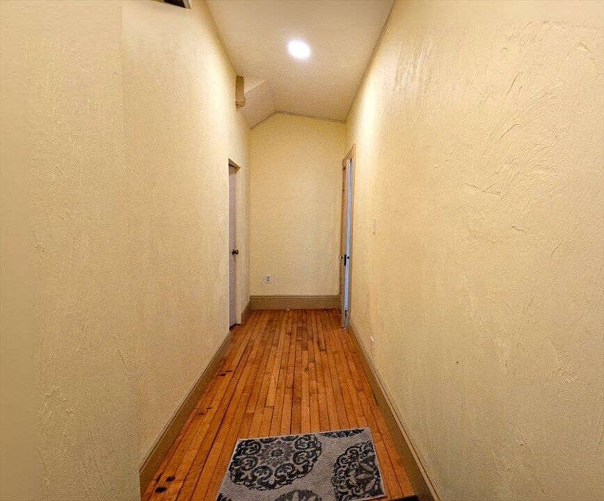 48 Boylston St in Lowell, MA - Building Photo