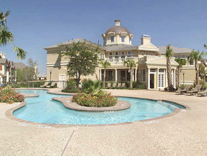 Landing at Round Rock in Round Rock, TX - Building Photo - Building Photo