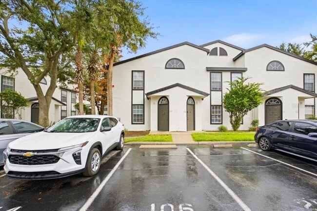 property at 1602 Columbia Arms Cir