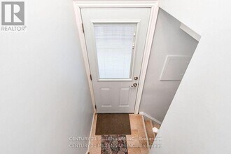 18 Margrath Pl in Toronto, ON - Building Photo - Building Photo