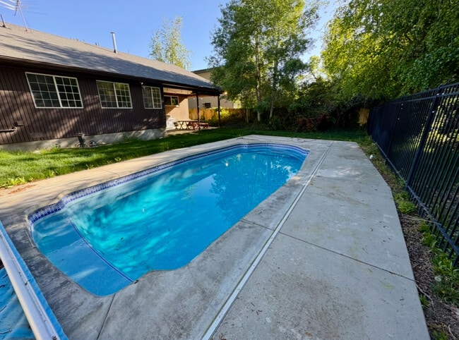 property at 2129 Creek Way