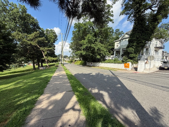 500 Broadway in Passaic, NJ - Building Photo - Building Photo