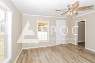 635 E 3rd St in Burkburnett, TX - Building Photo - Building Photo