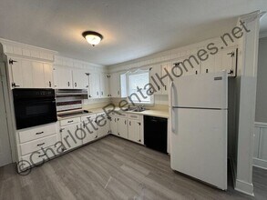 2116 Tarlton Dr in Matthews, NC - Building Photo - Building Photo