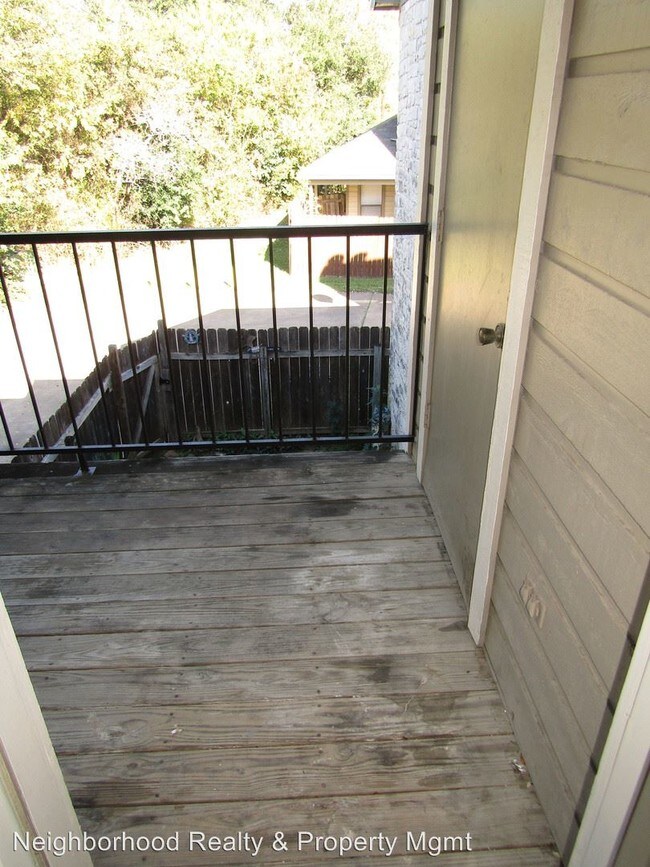8912 Schick Rd in Austin, TX - Building Photo - Building Photo