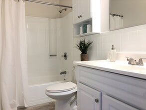 Brunswick Apartments in Troy, NY - Foto de edificio - Building Photo