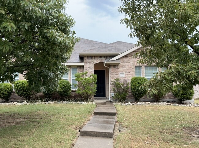 property at 1349 Illinois Ave