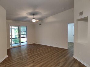 6019 Scotchwood Glen in Orlando, FL - Building Photo - Building Photo