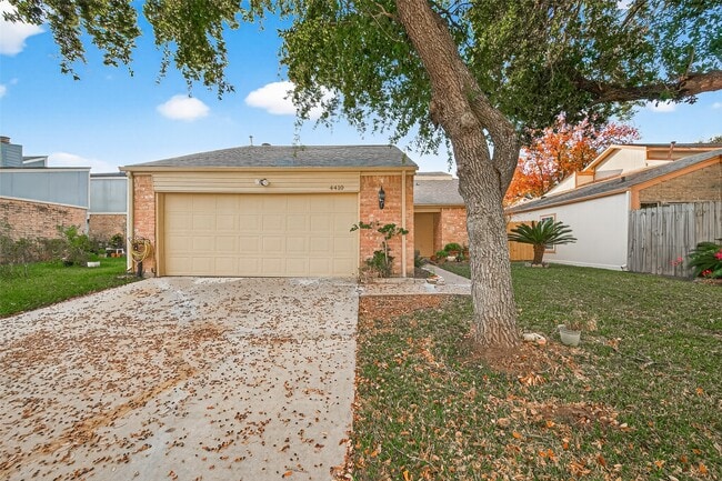 property at 4410 Wildacres Dr