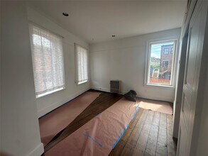 65 Broadway in Kingston, NY - Building Photo - Building Photo