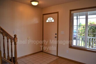 214 Reeds Ln in Everson, WA - Building Photo - Building Photo
