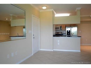 6559 Emerald Dunes Dr-Unit -306 in West Palm Beach, FL - Building Photo - Building Photo