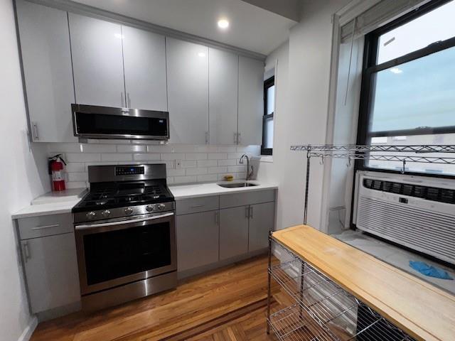 754 Brady Ave in Bronx, NY - Building Photo - Building Photo