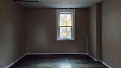 10 Locust St in Rochester, NY - Building Photo - Building Photo