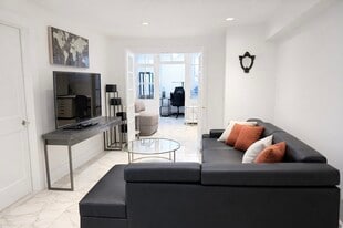 246 Commonwealth Ave, Unit 1 in Boston, MA - Building Photo