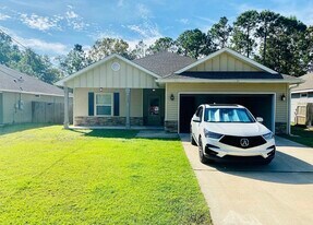 2267 Tom St in Navarre, FL - Building Photo