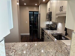 1401 S Ocean Blvd in Pompano Beach, FL - Building Photo - Building Photo