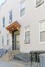 6811 Forest Ave in Ridgewood, NY - Building Photo - Building Photo