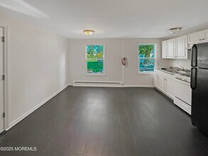 293 Liberty St in Long Branch, NJ - Building Photo - Building Photo