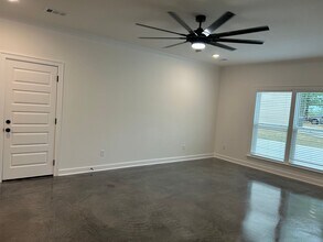 15 Timber Ridge Dr in Jacksonville, AR - Building Photo - Building Photo
