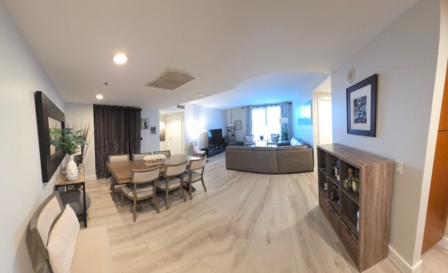 645 Front St, Unit 507 in San Diego, CA - Building Photo - Building Photo