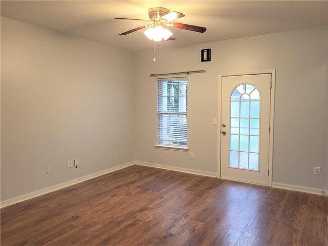 4870 Tangerine Cir in Oakwood, GA - Building Photo - Building Photo