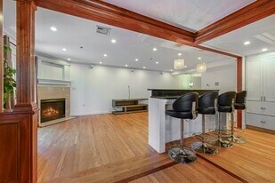 114 P St, Unit A in Boston, MA - Building Photo