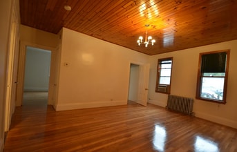 234 Cypress St, Unit 3 in Brookline, MA - Building Photo - Building Photo