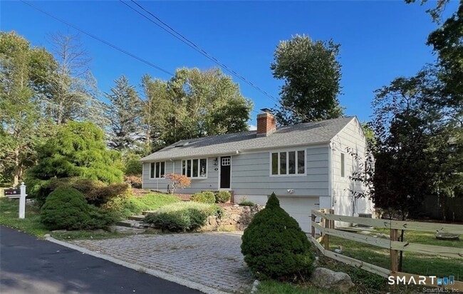 property at 34 Crescent Rd