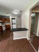 1116 S Elm St in Pittsburg, KS - Building Photo - Building Photo