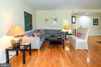 5450 Whitley Park Terrace in Bethesda, MD - Building Photo - Building Photo