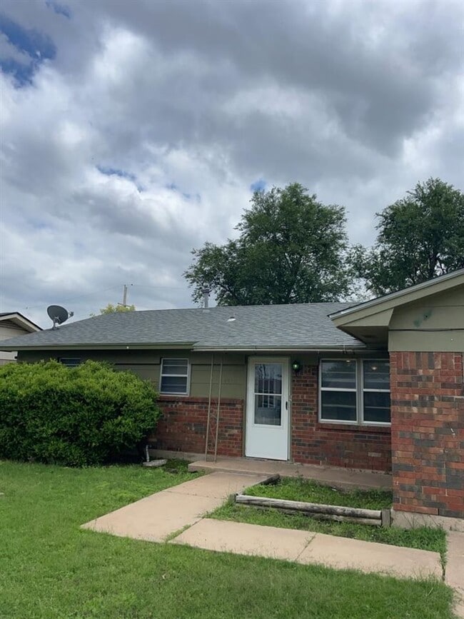 property at 4910 NW Pollard Ave