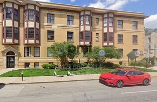 402 N Delaware St in Indianapolis, IN - Building Photo