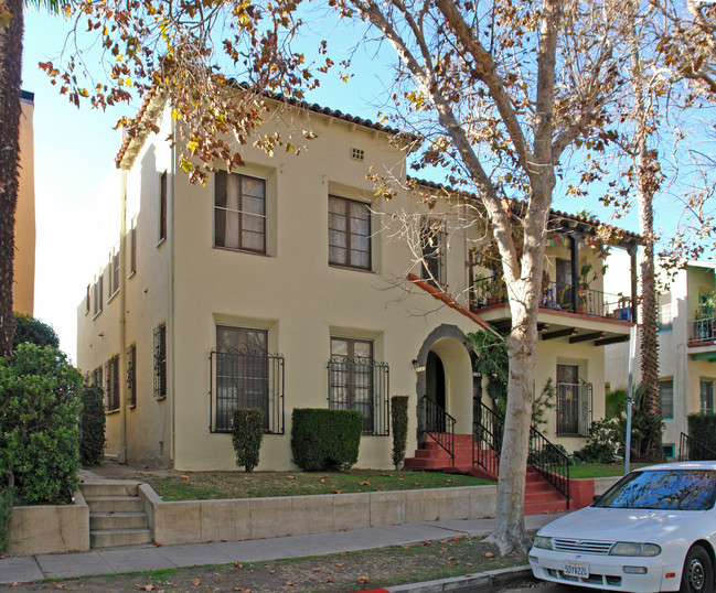 1141-1143 S Wooster St in Los Angeles, CA - Building Photo - Building Photo