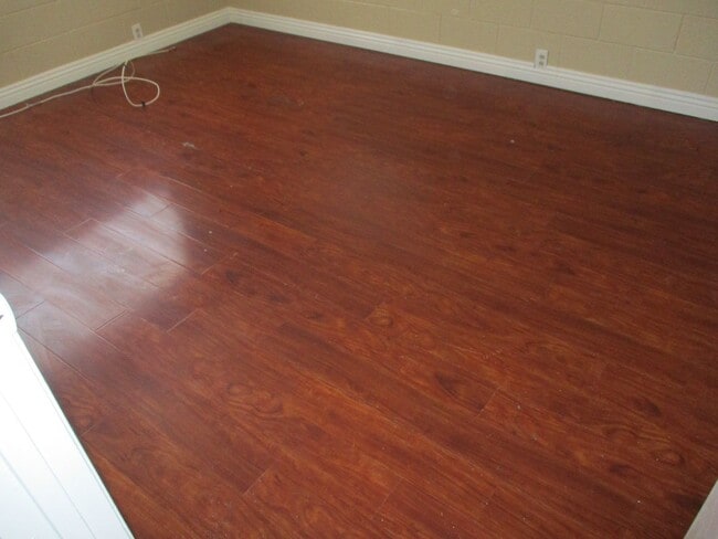 property at 2933 E Elm Ave