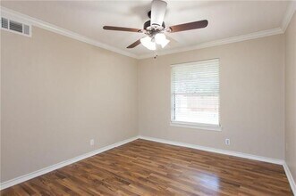 10302 Linkwood Dr in Dallas, TX - Building Photo - Building Photo