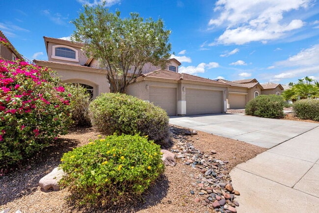 property at 2032 S Sabrina
