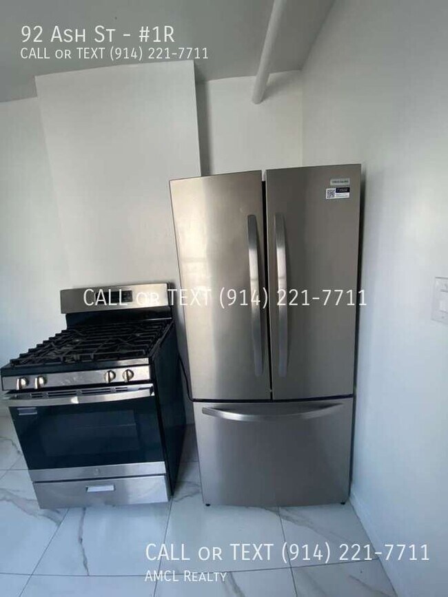 92 Ash St in Yonkers, NY - Building Photo - Building Photo