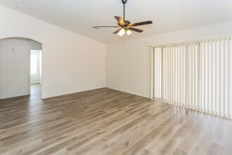 1324 S 172nd Ln in Goodyear, AZ - Building Photo - Building Photo
