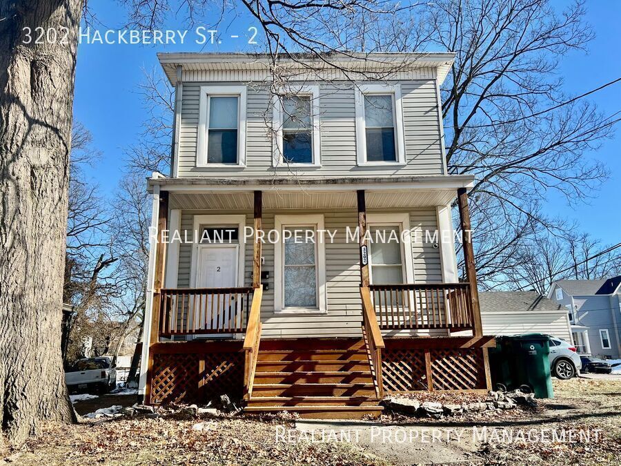 3202 Hackberry St in Cincinnati, OH - Building Photo